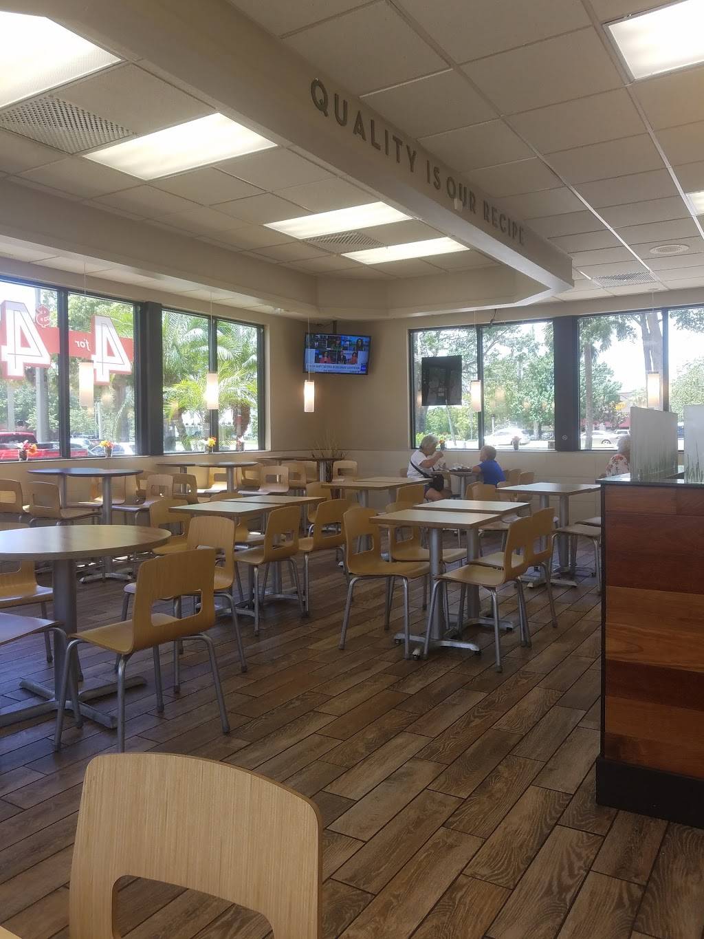 Wendys | restaurant | 75 N Williamson Blvd, Ormond Beach, FL 32174, USA | 3864923769 OR +1 386-492-3769