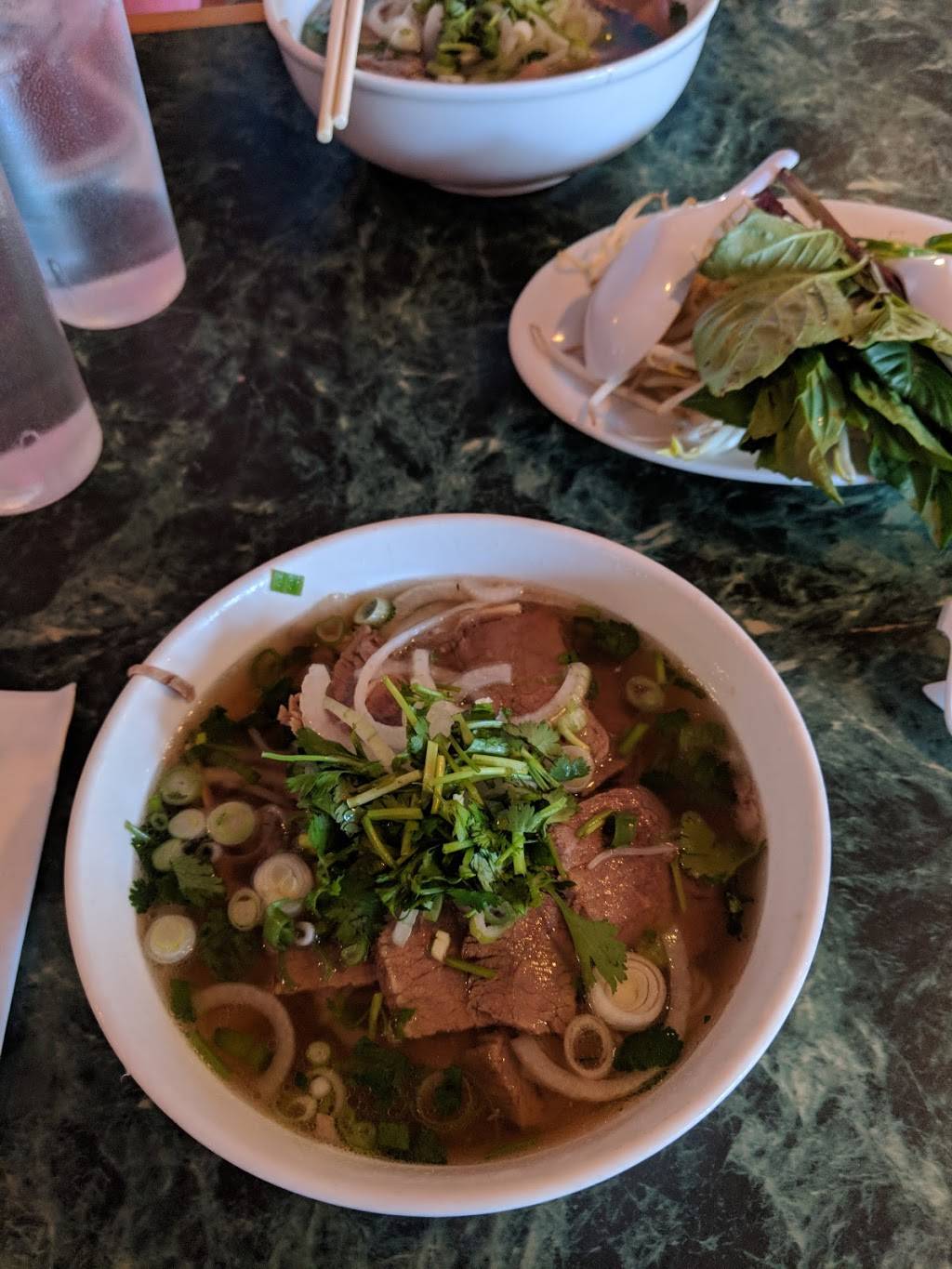 Thanh Thanh 2 | restaurant | 782 Forest Ave, Portland, ME 04103, USA | 2078281114 OR +1 207-828-1114