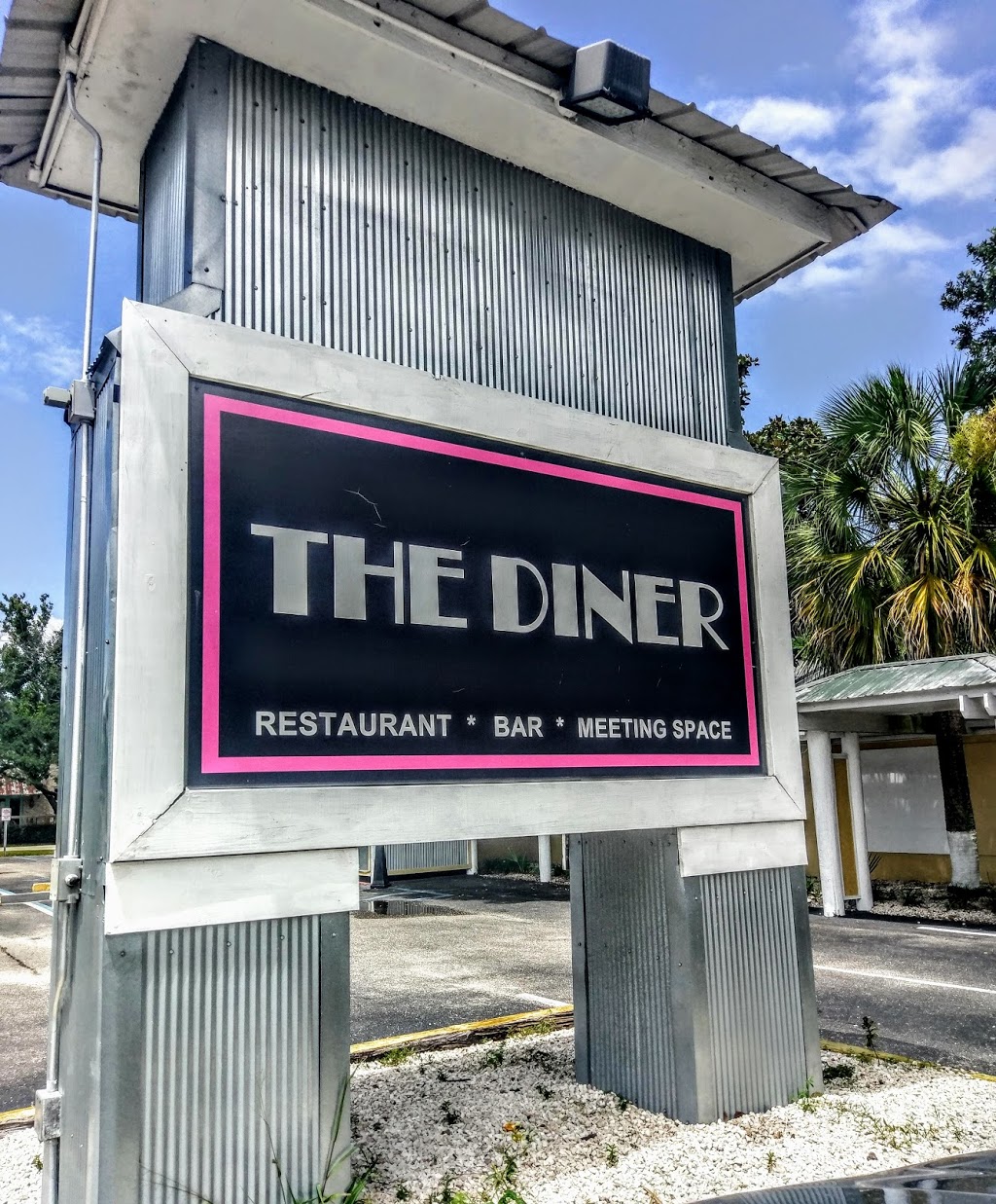 The ugly Diner | restaurant | 2200 E 2nd St, Gulf Shores, AL 36542, USA | 2512243182 OR +1 251-224-3182