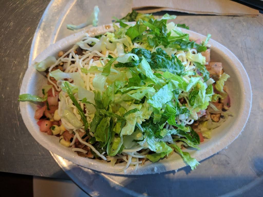 Chipotle Mexican Grill | restaurant | 3219 Watkins Rd Ste 100, Durham, NC 27707, USA | 9194015469 OR +1 919-401-5469