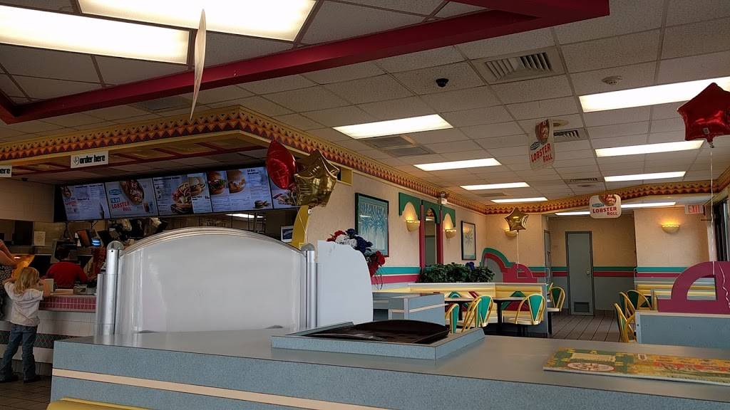 McDonalds | cafe | 214 College Hwy, Southwick, MA 01077, USA | 4135690540 OR +1 413-569-0540