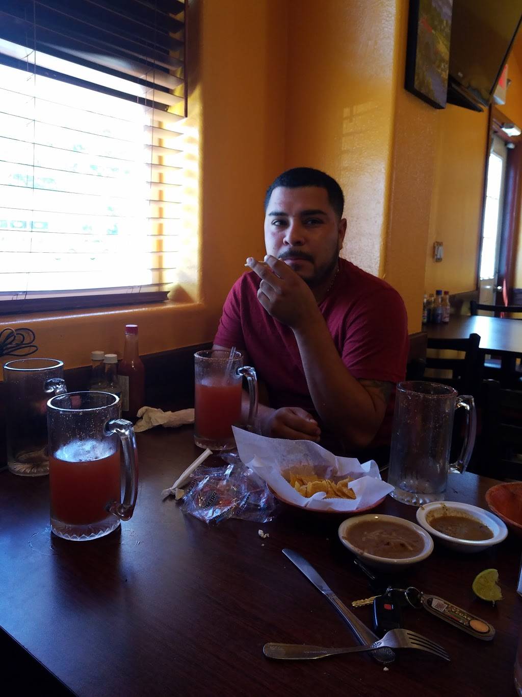 Delicious Alvarez | restaurant | 14094 Lakeshore Dr, Clearlake, CA 95422, USA | 7079942121 OR +1 707-994-2121