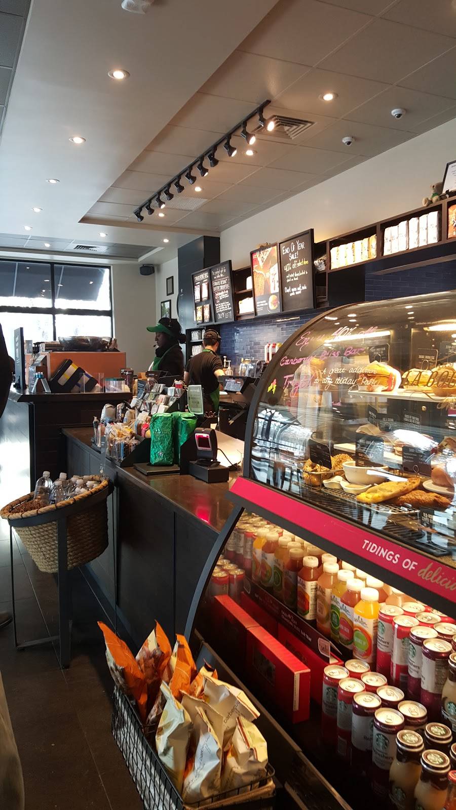 Starbucks | cafe | 287 US-22, Green Brook Township, NJ 08812, USA | 7329685215 OR +1 732-968-5215