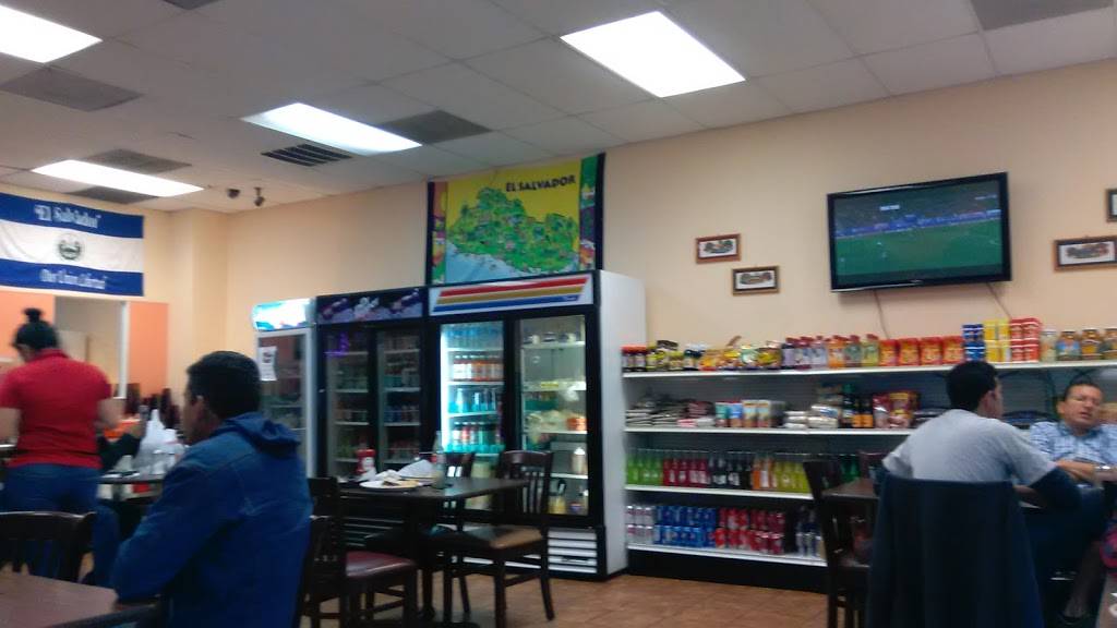 Tienda & Restaurant Latina | restaurant | 4950 W Illinois Ave #115, Dallas, TX 75211, USA | 2143300011 OR +1 214-330-0011