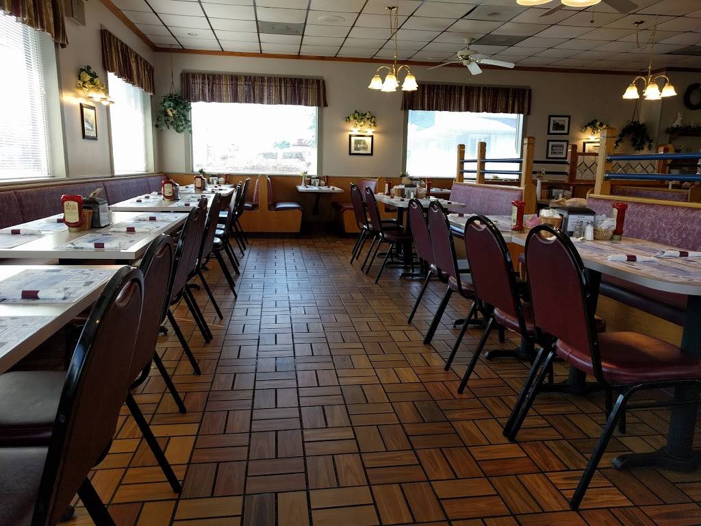 Dutterers Family Restaurant | restaurant | 425 N Queen St, Littlestown, PA 17340, USA | 7173595426 OR +1 717-359-5426
