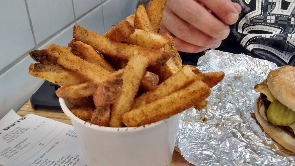 Five Guys | meal takeaway | 2616 N Maize Rd Unit 100, Wichita, KS 67205, USA | 3167225489 OR +1 316-722-5489