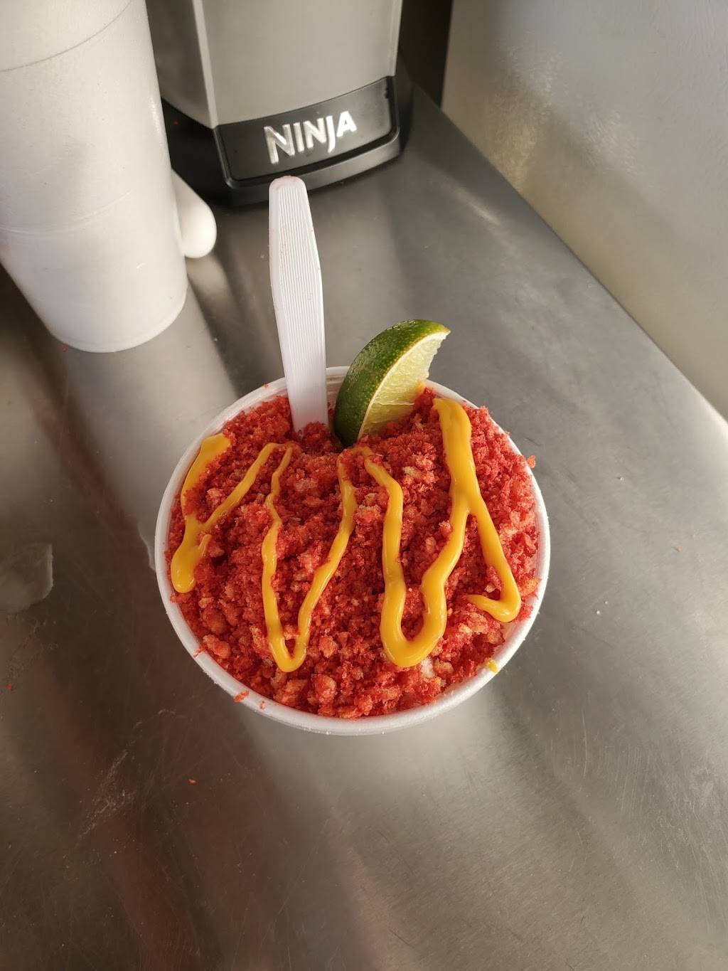 Refresqueria Jalisciense | restaurant | 121 W Dyna Dr, Houston, TX 77037, USA | 2819950401 OR +1 281-995-0401