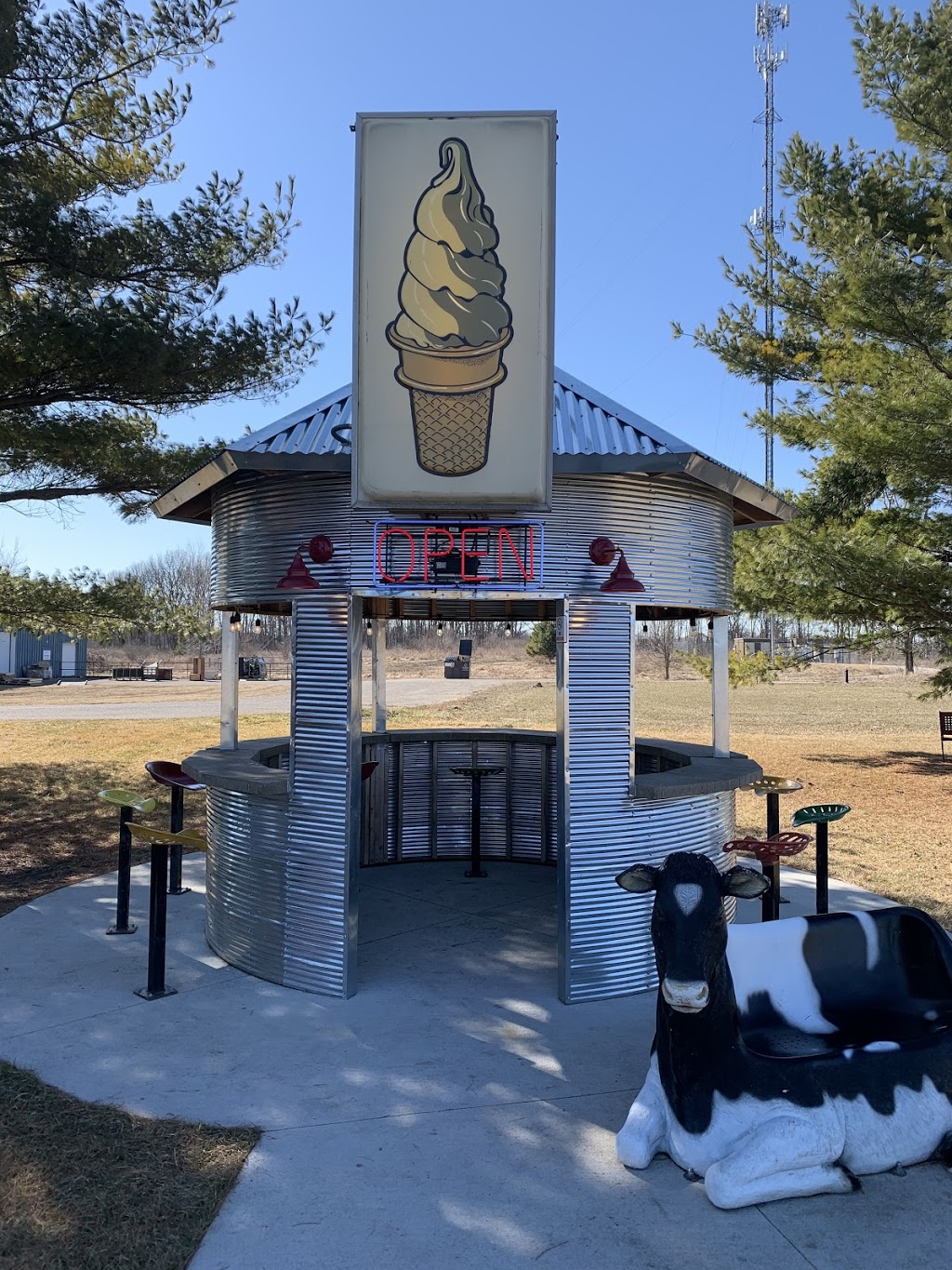 Farmer in the Dell | cafe | 9406, 8950 E E Howard City Edmore Rd, Vestaburg, MI 48891, USA | 9892685547 OR +1 989-268-5547