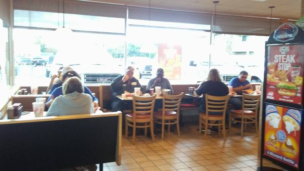 Dairy Queen Store | restaurant | 9102 TX-146, Mont Belvieu, TX 77580, USA | 2815766526 OR +1 281-576-6526