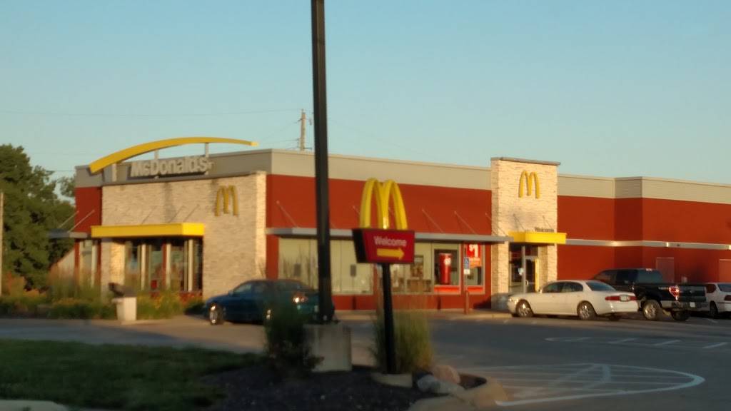 McDonalds | cafe | 3402 Avenue L, Fort Madison, IA 52627, USA | 3193725729 OR +1 319-372-5729