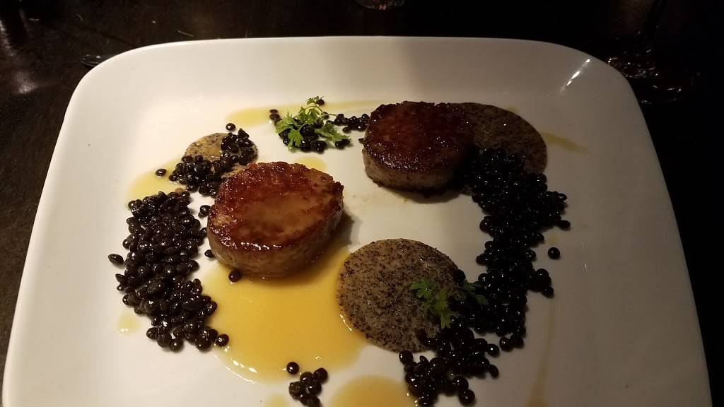 Present Company Restaurant | restaurant | 2 Tunxis Rd, Tariffville, CT 06081, USA | 8606587890 OR +1 860-658-7890