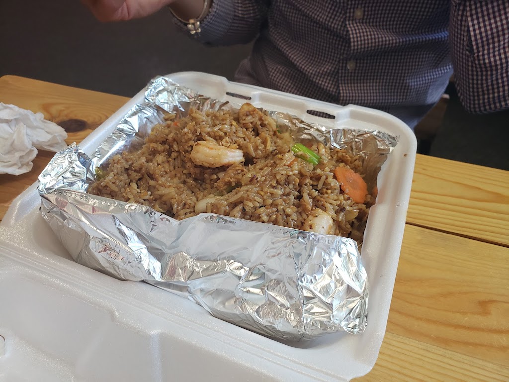 Chinese and Thai Restaurant Midway | restaurant | 310 E 10th St, Kinsley, KS 67547, USA | 6206595969 OR +1 620-659-5969