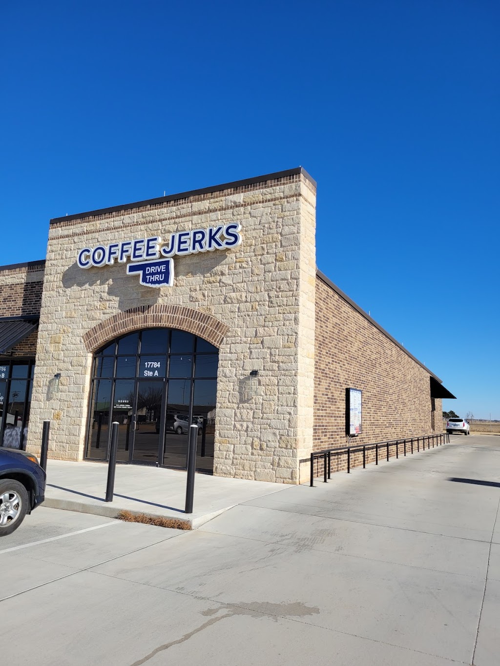 Coffee Jerks Deer Creek | cafe | 17784 N MacArthur Blvd, Edmond, OK 73012, USA | 4055623576 OR +1 405-562-3576