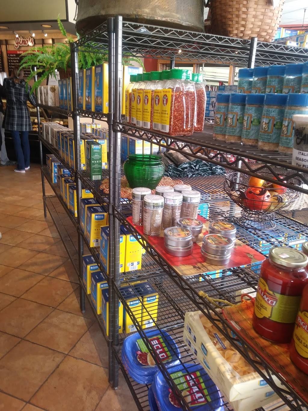 Ginos Italian Deli | restaurant | 4606 Verona Rd, Madison, WI 53711, USA | 6082731981 OR +1 608-273-1981