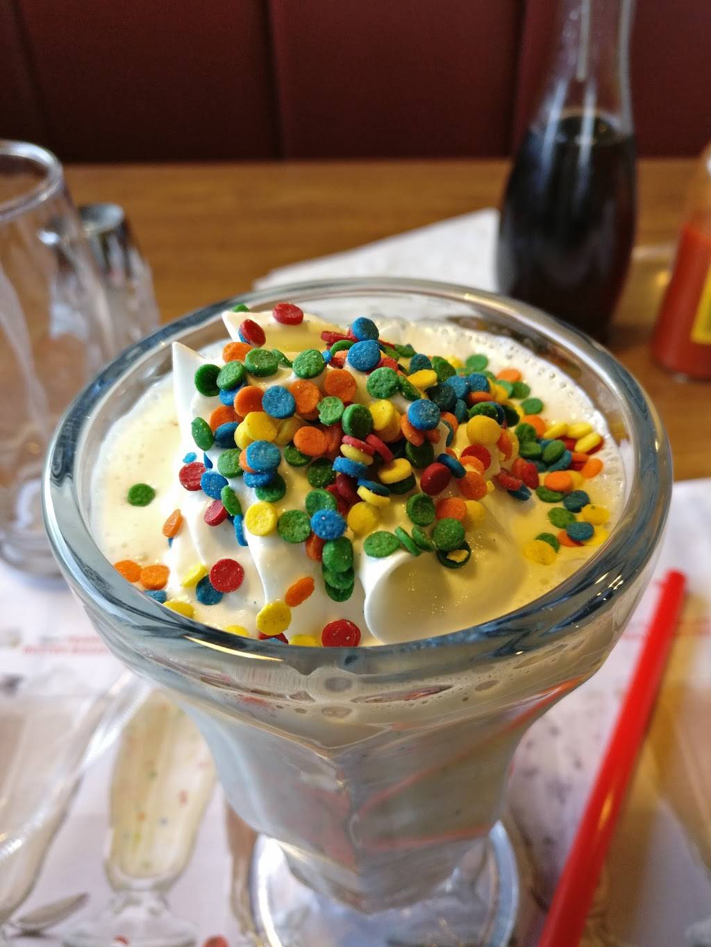 Dennys | restaurant | 200 Springhill Rd, Carpentersville, IL 60110, USA | 8478367107 OR +1 847-836-7107