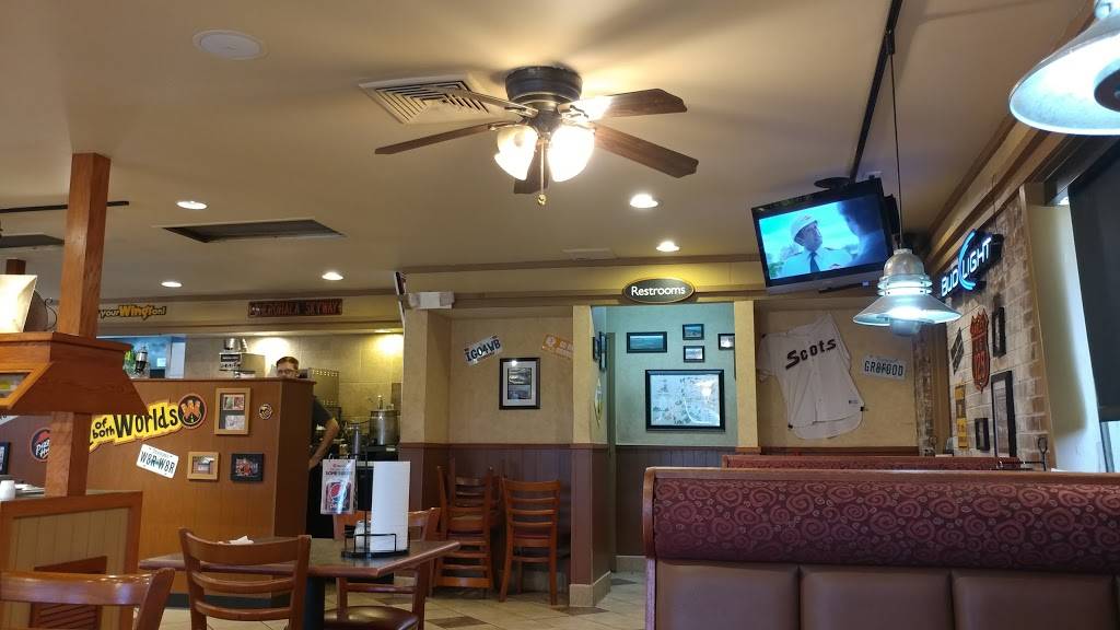 Pizza Hut | meal takeaway | 804 Foothills Mall Dr, Maryville, TN 37801, USA | 8659843000 OR +1 865-984-3000