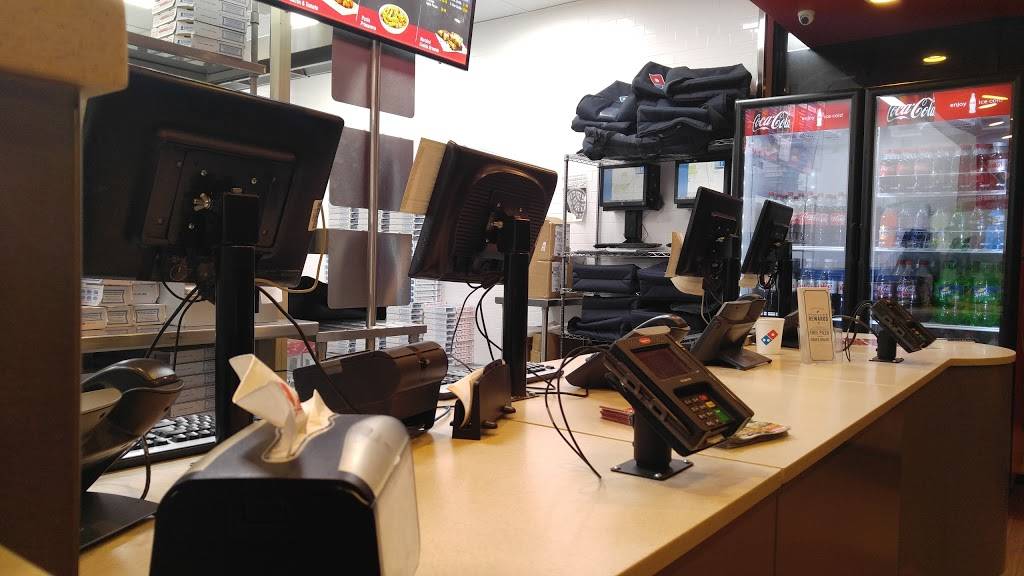 Dominos Pizza | meal delivery | 3632 W Pinnacle Peak Rd Ste C, Glendale, AZ 85310, USA | 6235823332 OR +1 623-582-3332