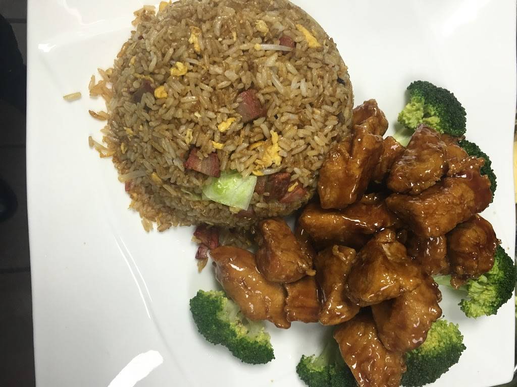 Caridad China | restaurant | 108 Graham Ave, Brooklyn, NY 11206, USA | 7183021102 OR +1 718-302-1102