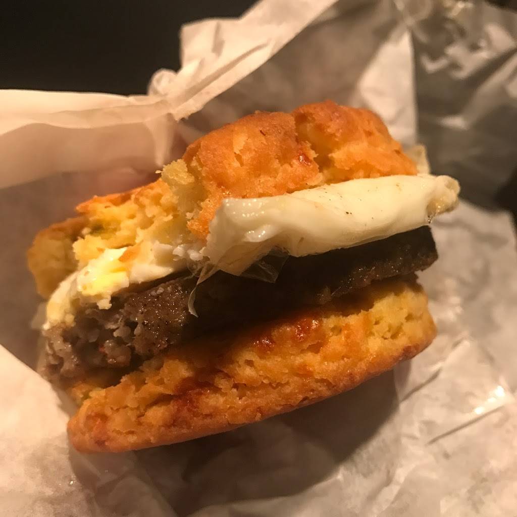 Whataburger | restaurant | 117 Shannon Rd E, Sulphur Springs, TX 75482, USA | 9034391035 OR +1 903-439-1035