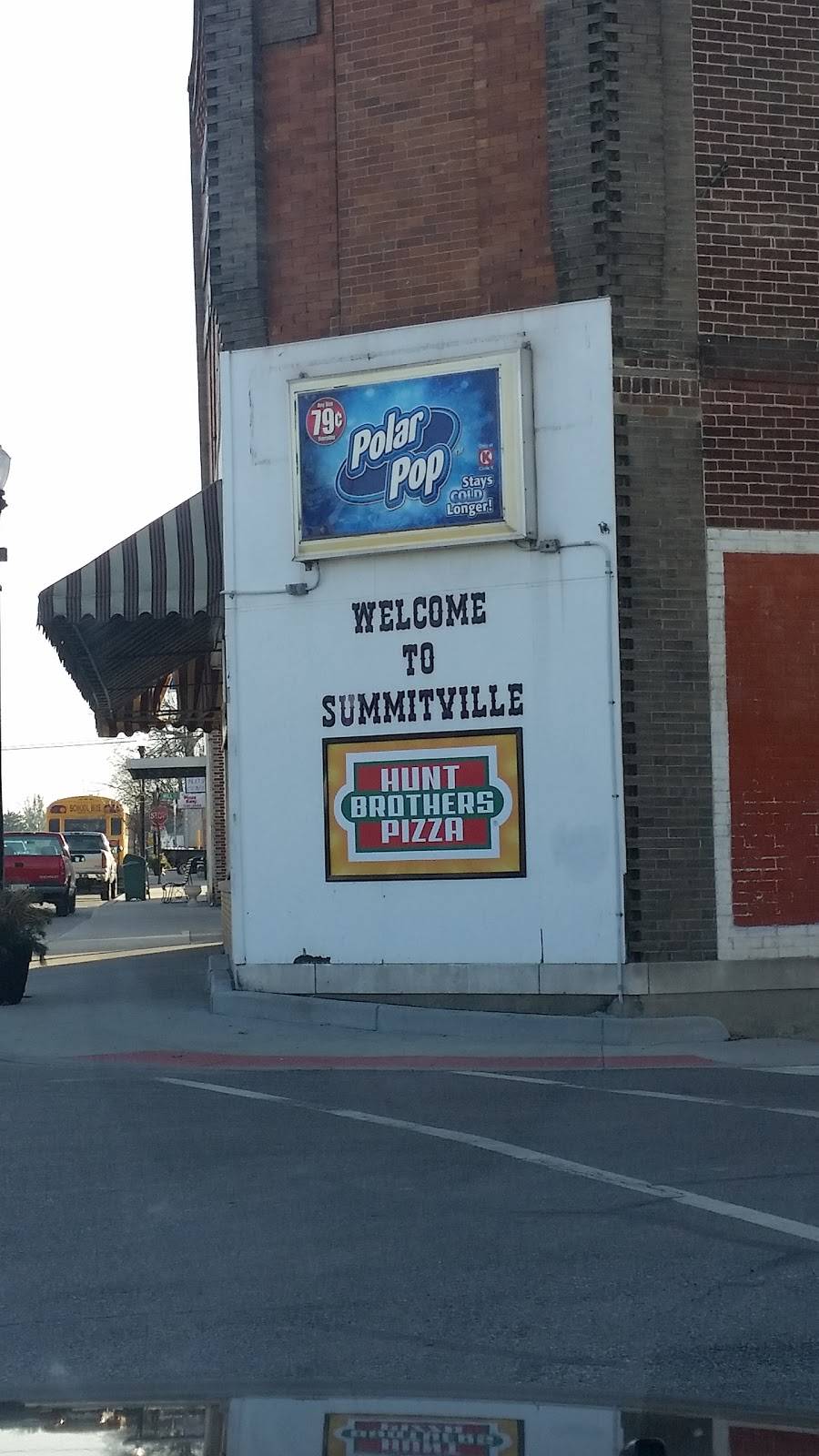 Circle K | meal takeaway | 127 N Main St, Summitville, IN 46070, USA | 7655362085 OR +1 765-536-2085