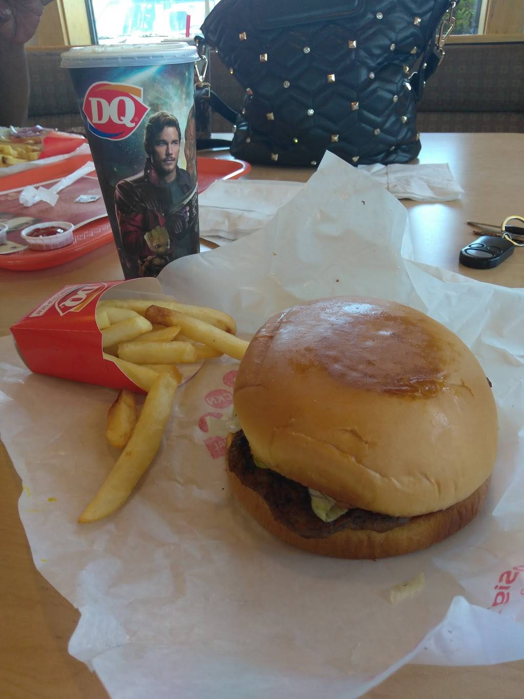 Dairy Queen Store | restaurant | 7076 S Loop 1604 W, Somerset, TX 78069, USA | 8304293399 OR +1 830-429-3399