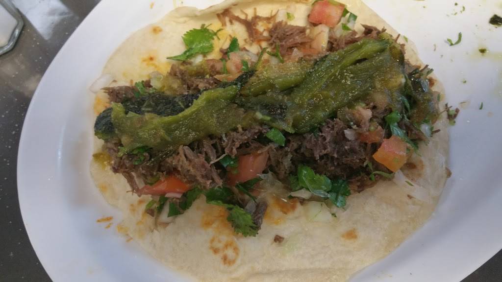 Taqueria Los Dos Laredos #5 | restaurant | 414 S New Braunfels Ave, San Antonio, TX 78203, USA | 2105322283 OR +1 210-532-2283