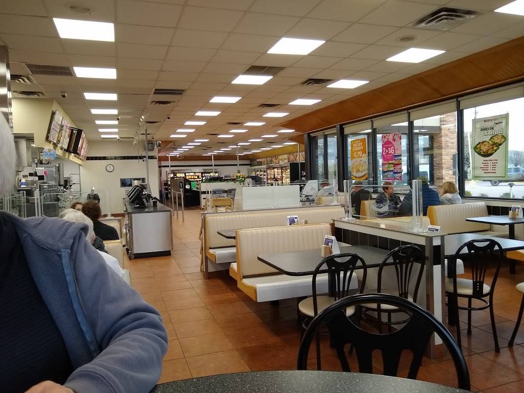 Braums Ice Cream & Burger Restaurant | restaurant | 550 E 47th St S, Wichita, KS 67216, USA | 3165540033 OR +1 316-554-0033