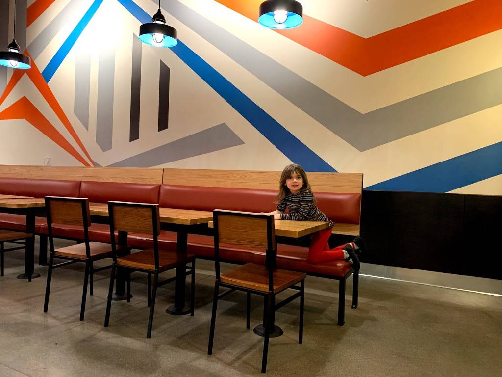 Blaze Pizza | meal takeaway | 8229 Dean Martin Dr Ste 115, Las Vegas, NV 89139, USA | 7027458288 OR +1 702-745-8288