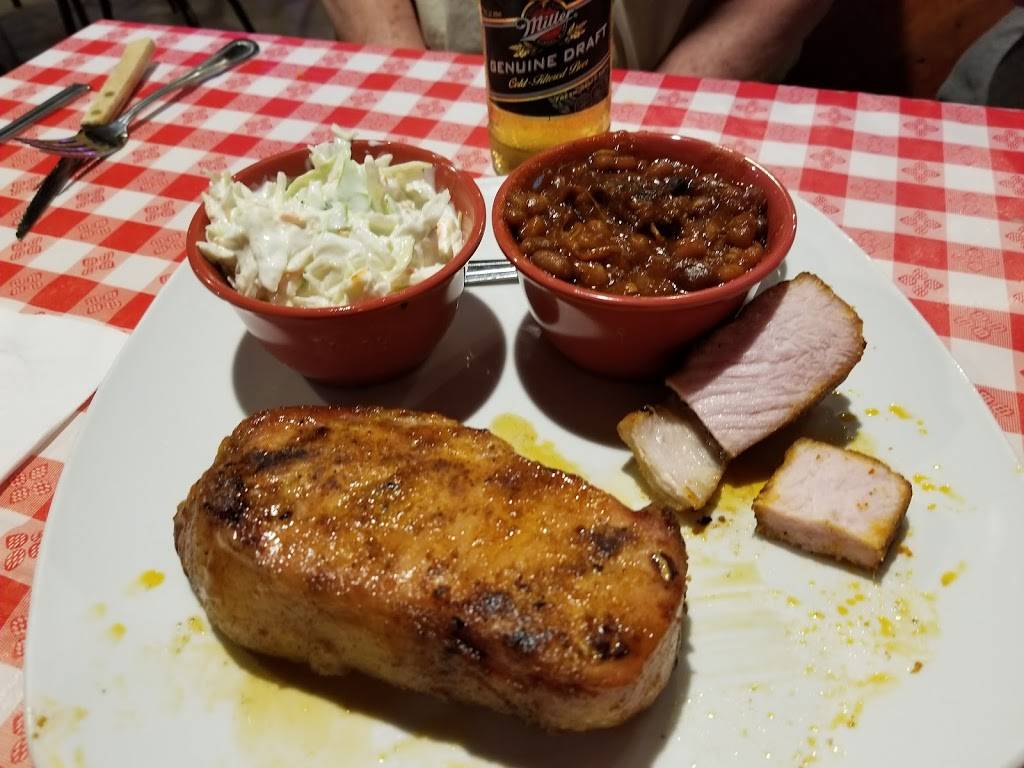 Big Guys BBQ Roadhouse | restaurant | 1237 WI-35, Hudson, WI 54016, USA | 7155496255 OR +1 715-549-6255