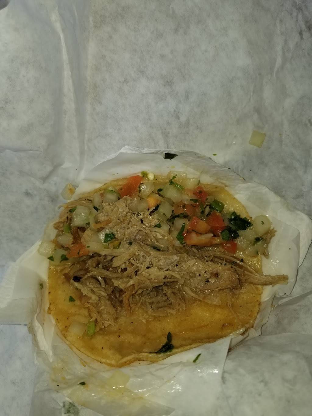 Burrito King | restaurant | 2109 Sunset Blvd, Los Angeles, CA 90026, USA | 2133022581 OR +1 213-302-2581