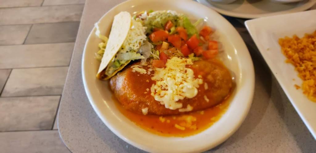 Los Girasoles | restaurant | 5495 Clarkins Dr, Youngstown, OH 44515, USA | 3302709133 OR +1 330-270-9133