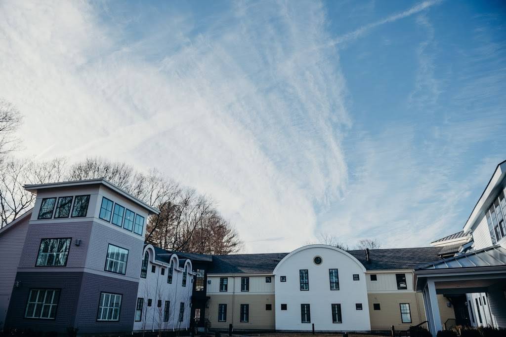 Briar Barn Inn |  | 101 Main St, Rowley, MA 01969, USA | 9786535323 OR +1 978-653-5323