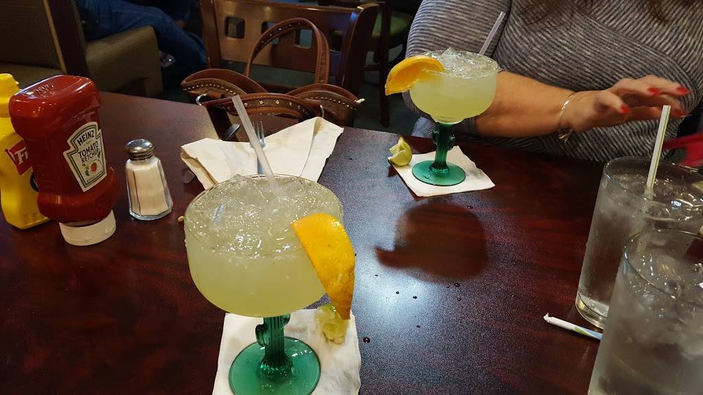 Peoples Restaurant | restaurant | 9738 Up River Rd, Corpus Christi, TX 78410, USA | 3612418087 OR +1 361-241-8087