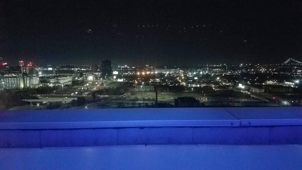 Iridescence | restaurant | 2901 Grand River Ave, Detroit, MI 48201, USA | 3132376732 OR +1 313-237-6732