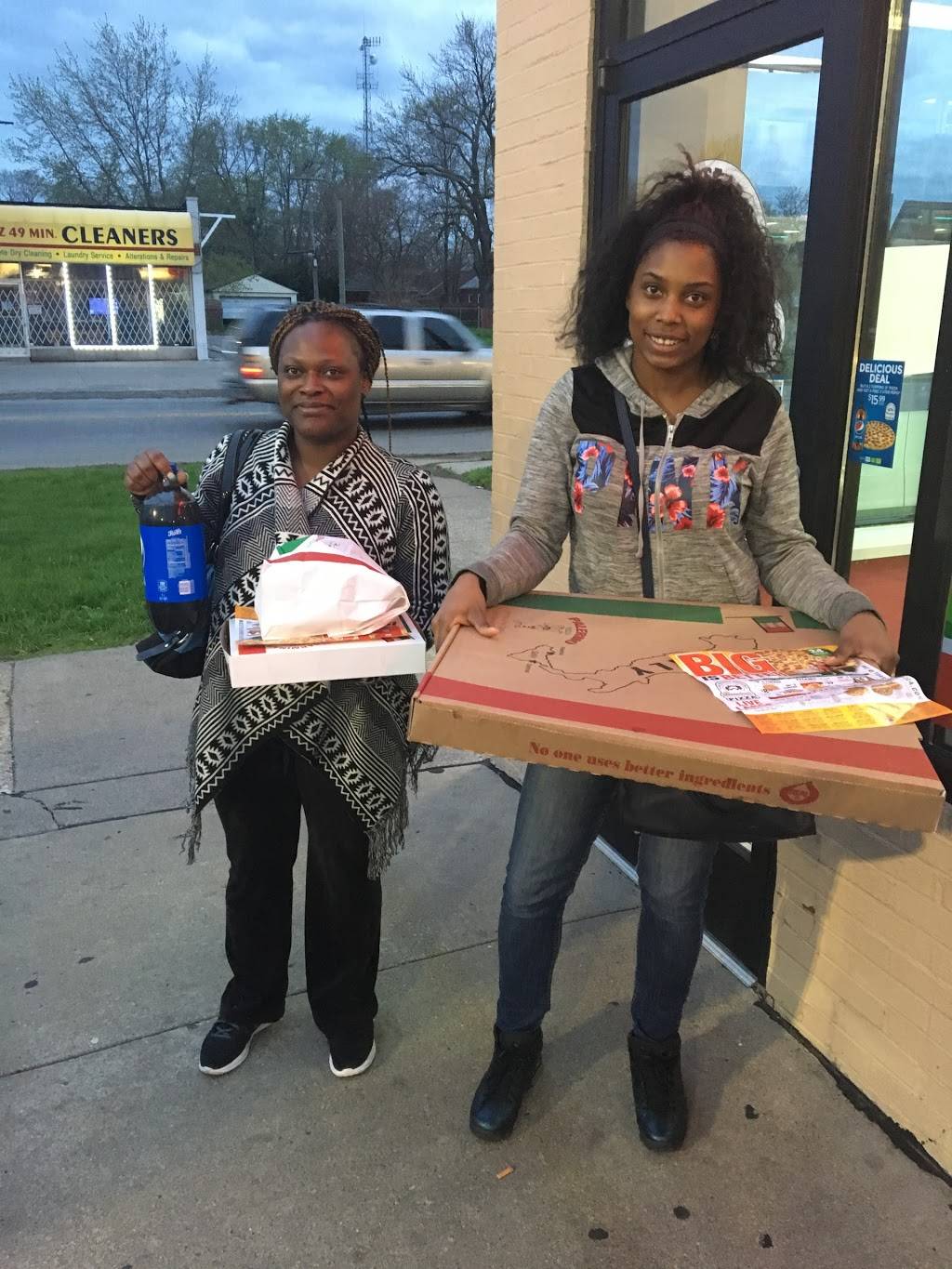 Toarminas Pizza | restaurant | 31221 Plymouth Rd, Livonia, MI 48150, USA | 7345227900 OR +1 734-522-7900