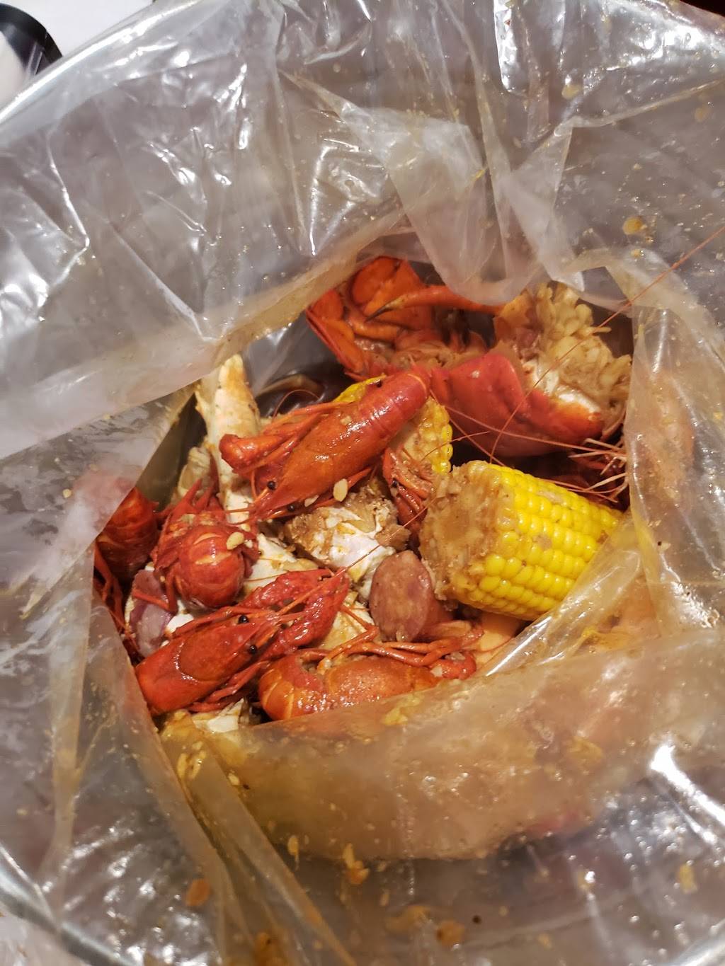 Crawlicious Seafood | restaurant | 3647 W McFadden Ave, Santa Ana, CA 92704, USA | 7148523361 OR +1 714-852-3361