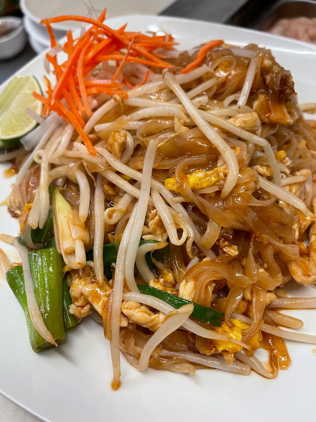 Thai Tasty | restaurant | 9621 C, 9621 N State St, Redwood Valley, CA 95470, USA | 7076712945 OR +1 707-671-2945
