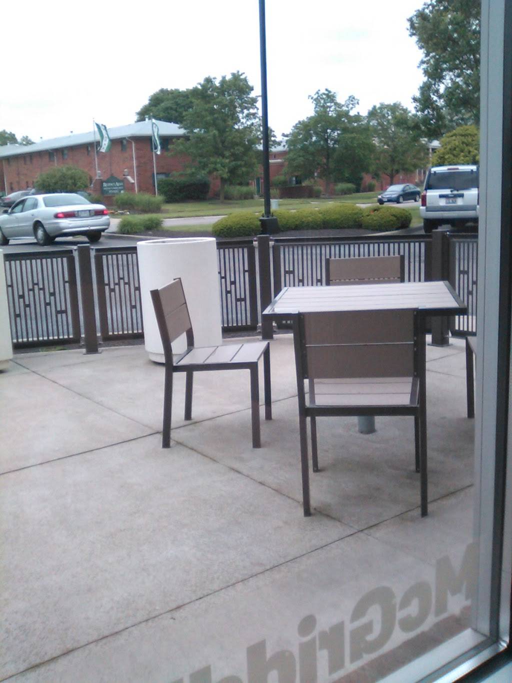 McDonalds | cafe | 3370 Broadway, Grove City, OH 43123, USA | 6145393790 OR +1 614-539-3790