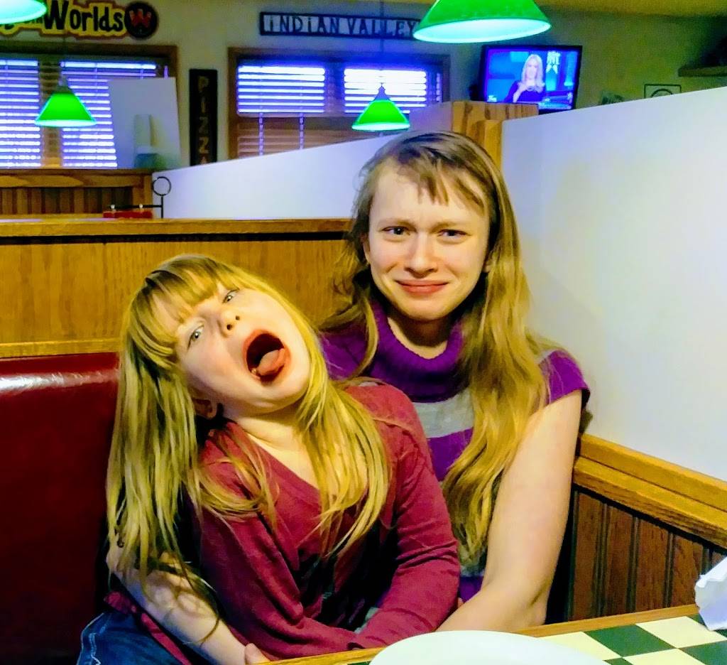 Pizza Hut | restaurant | 1700 Commerce Dr, Uhrichsville, OH 44683, USA | 7409226406 OR +1 740-922-6406