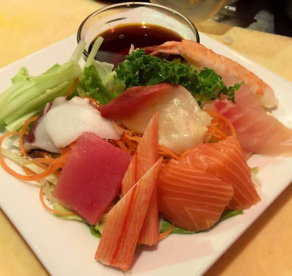 Lucky House | restaurant | 42 Town St, Norwich, CT 06360, USA | 8608591888 OR +1 860-859-1888