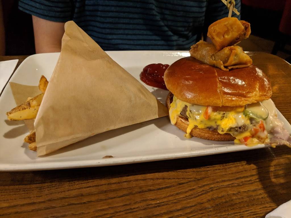 TGI Fridays | restaurant | 615 Baltimore Pike, Bel Air, MD 21014, USA | 4104206766 OR +1 410-420-6766