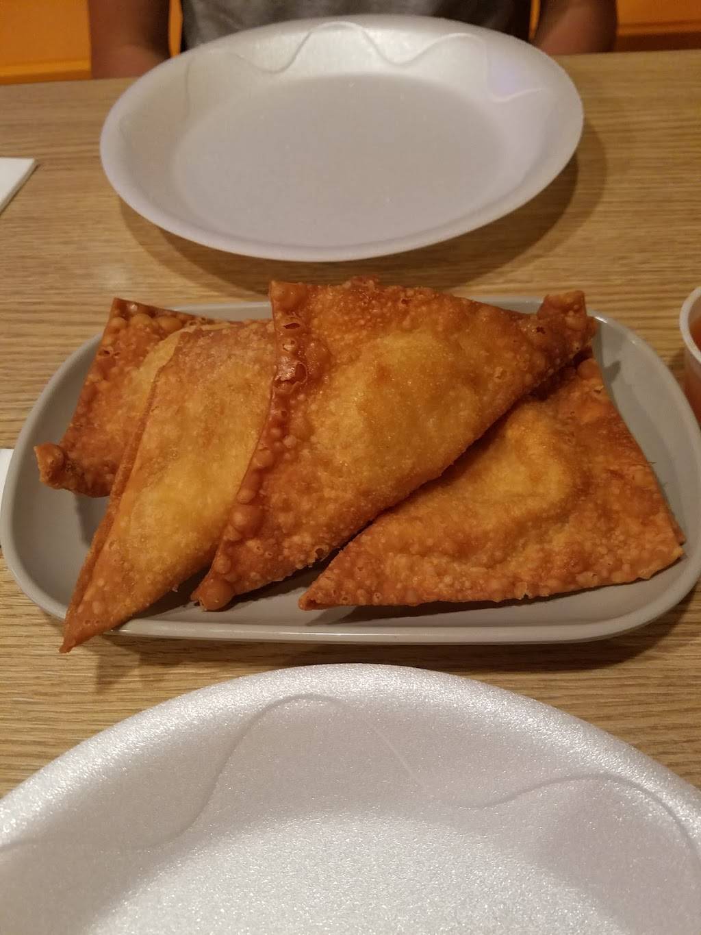 Ni Hao Asian Cafe | restaurant | 116 W Park Ave, Elmhurst, IL 60126, USA | 6309036624 OR +1 630-903-6624