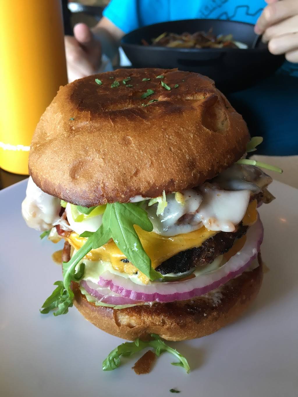 Corner Grill | restaurant | 6585 Foothill Blvd, Tujunga, CA 91042, USA | 8182739332 OR +1 818-273-9332