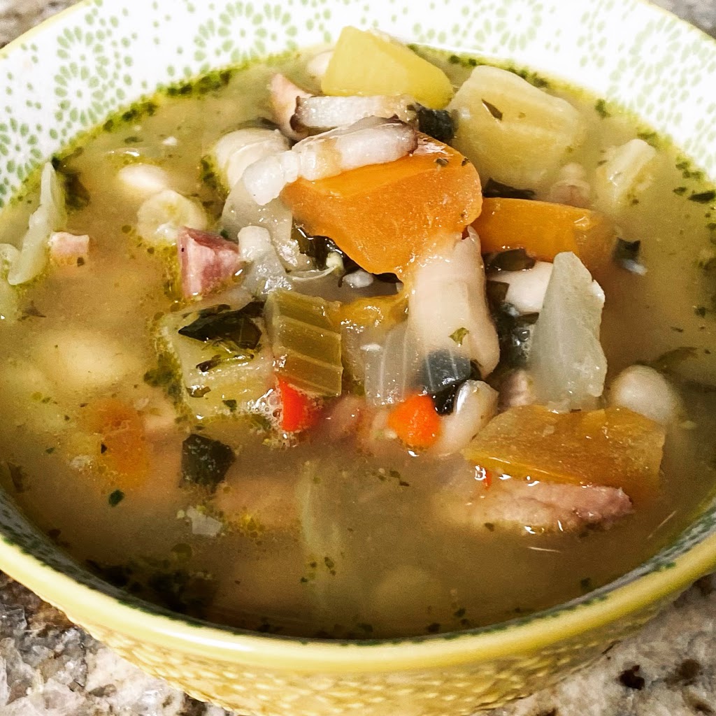 Reef Dog Deli | meal takeaway | 311 Capitola Ave, Capitola, CA 95062, United States | 8318542184 OR +1 831-854-2184