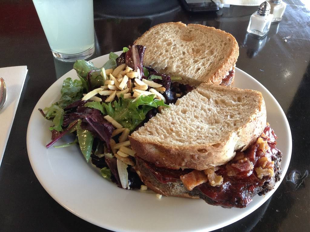 Amuse Bouche | restaurant | 17058 W Bell Rd #104, Surprise, AZ 85374, USA | 6233228881 OR +1 623-322-8881