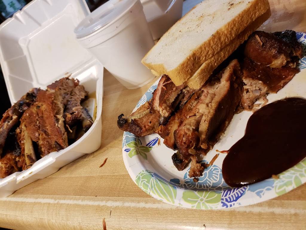 Leons Smoke Shack BBQ | restaurant | 601 S Sheridan Rd, Tulsa, OK 74112, USA | 9187987907 OR +1 918-798-7907