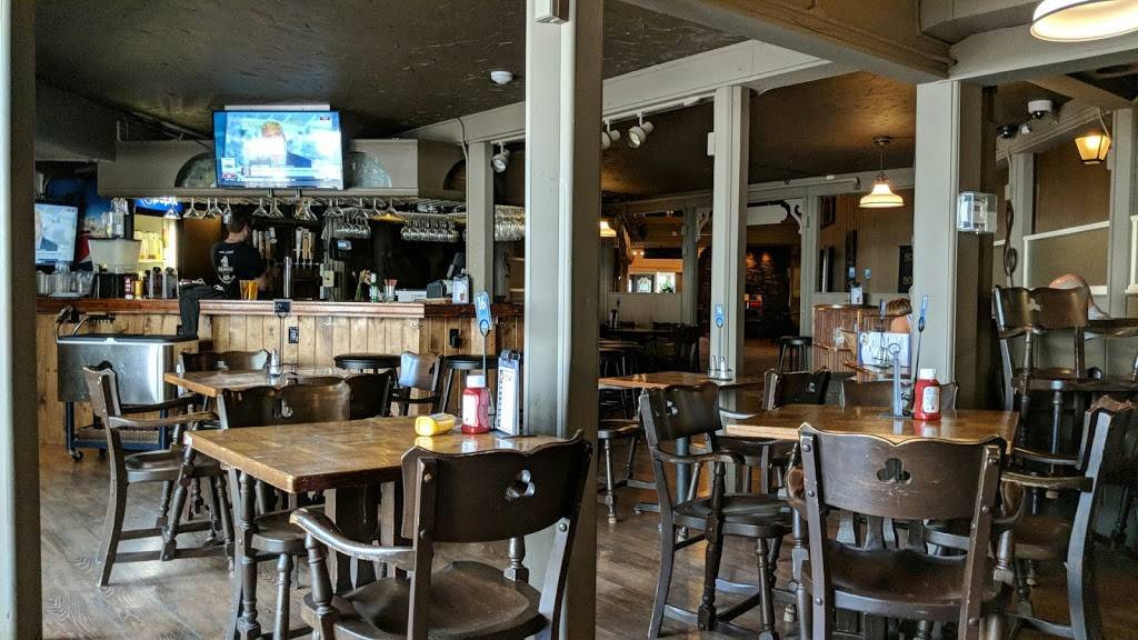 Brindisis Pub | restaurant | 501 W 78th St, Chanhassen, MN 55317, USA | 9529341520 OR +1 952-934-1520