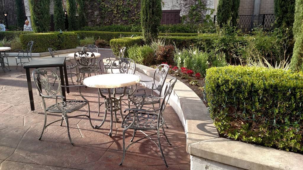 Medieval Times Dinner & Tournament | restaurant | 7662 Beach Blvd, Buena Park, CA 90620, USA | 7145231100 OR +1 714-523-1100