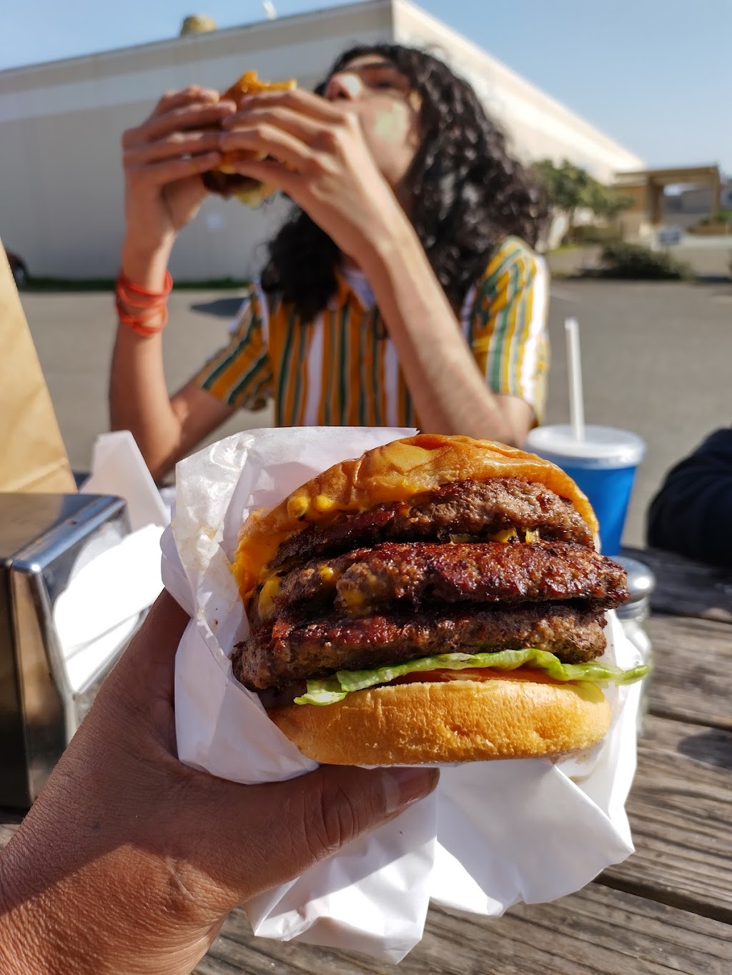 Jennys Giant Burger | restaurant | 940 N Main St, Fort Bragg, CA 95437, USA | 7079642235 OR +1 707-964-2235