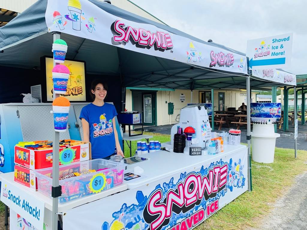 Snowie of Clay County | restaurant | 110 N Magnolia Ave, Green Cove Springs, FL 32043, USA | 9046572219 OR +1 904-657-2219